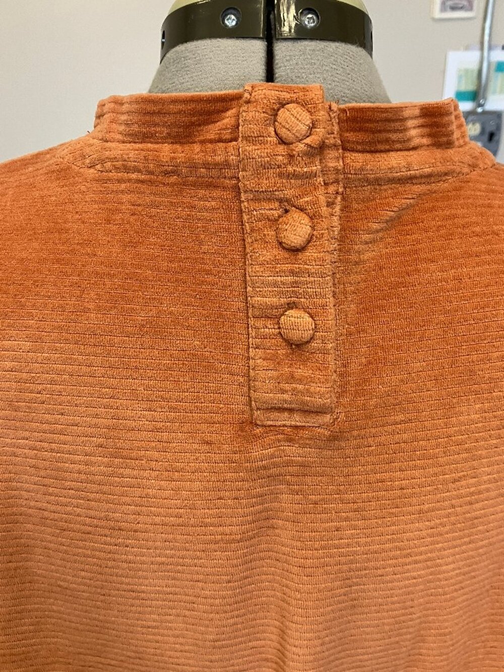 Soft Rust-colored 3/4 length sleeve button back top FAT FACE brand